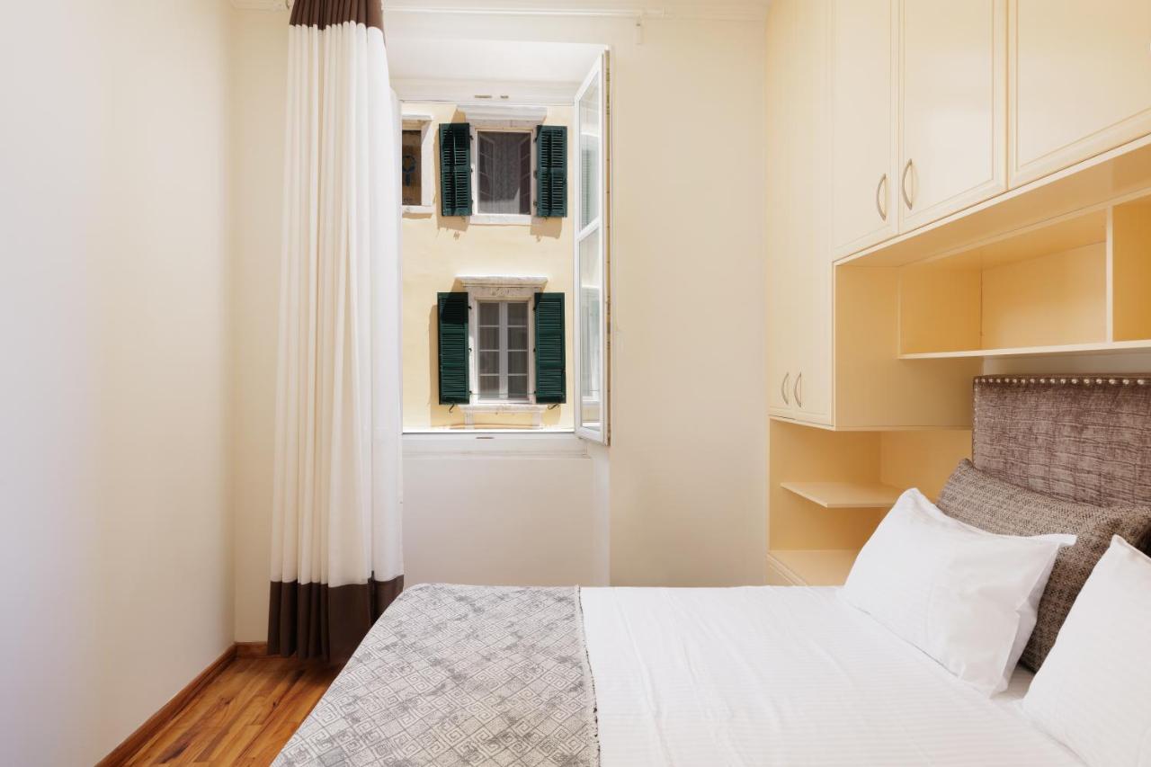 Liston'S Central Suites Corfu  Esterno foto